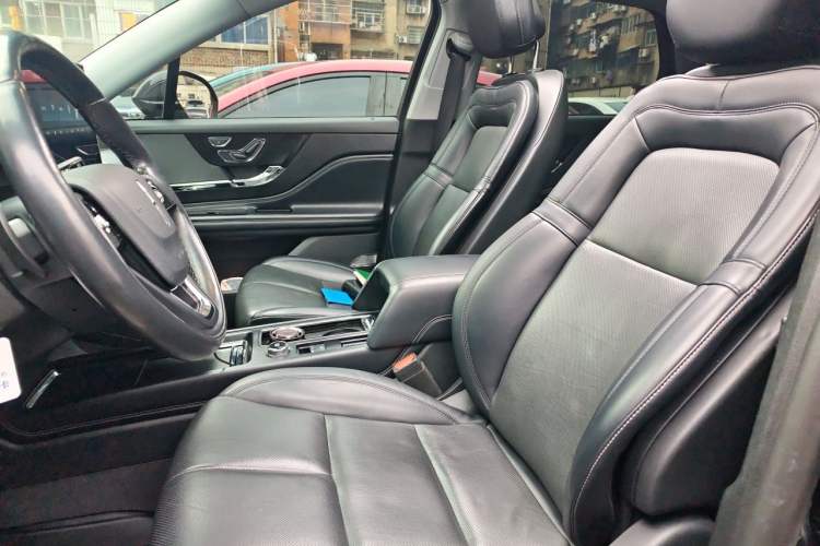 Used Lincoln Corsair 2022 2.0T Two-Wheel Drive Luxury Edition Left Front Seat