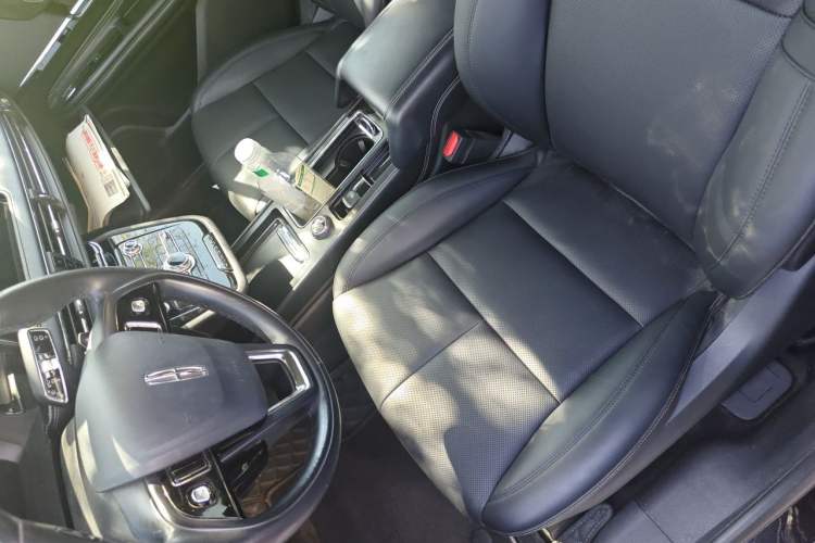 Used Lincoln Corsair 2022 2.0T Two-Wheel Drive Deluxe Edition Left Front Seat