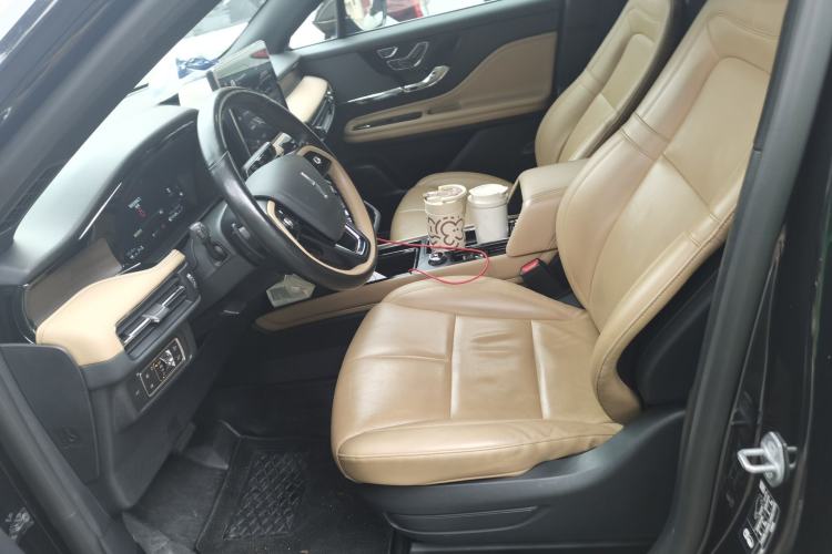 Used Lincoln Corsair 2022 2.0T Two-Wheel Drive Luxury Edition Left Front Seat