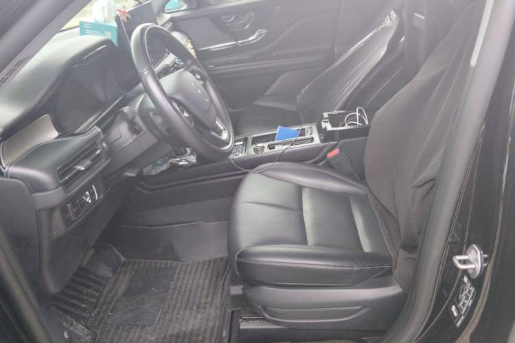 Used Lincoln Corsair 2022 2.0T Two-Wheel Drive Deluxe Edition Left Front Seat