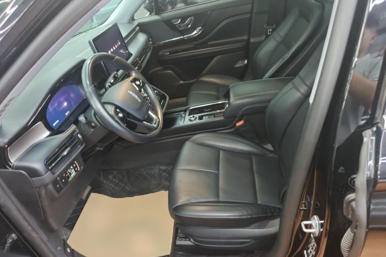 Used Lincoln Corsair 2022 2.0T Two-Wheel Drive Deluxe Edition Left Front Seat