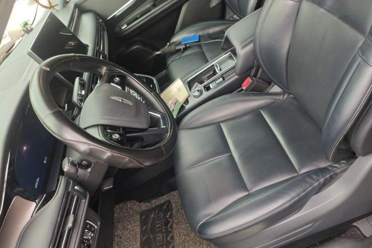 Used Lincoln Corsair 2022 2.0T Two-Wheel Drive Deluxe Edition Left Front Seat