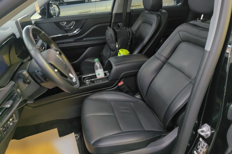 Used Lincoln Corsair 2022 2.0T Two-Wheel Drive Luxury Edition Left Front Seat