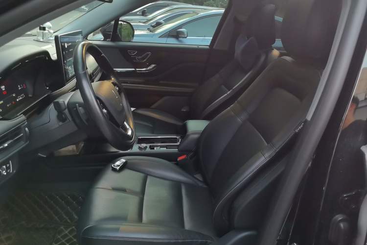 Used Lincoln Corsair 2022 2.0T Two-Wheel Drive Deluxe Edition Left Front Seat