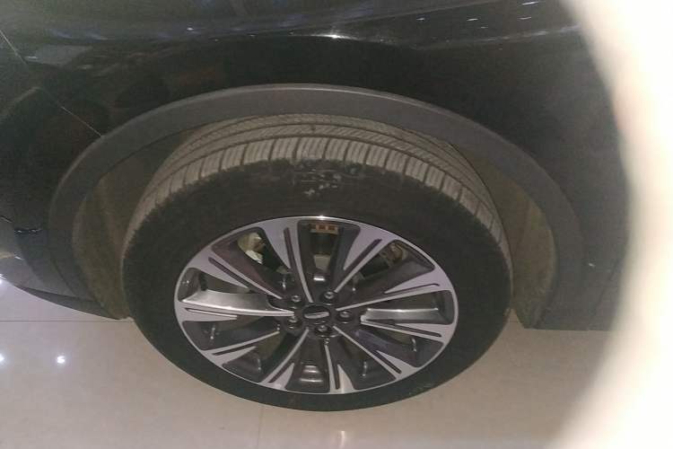 Used Lincoln Corsair 2022 2.0T Two-Wheel Drive Luxury Edition Left Front Wheel Hub