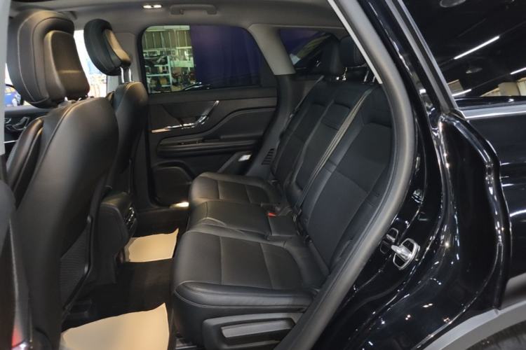 Used Lincoln Corsair 2022 2.0T Two-Wheel Drive Deluxe Edition Left Rear Seat