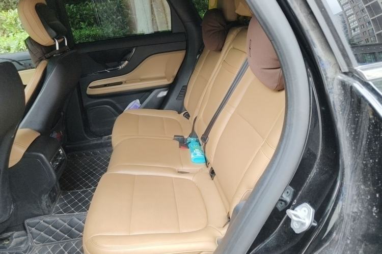 Used Lincoln Corsair 2022 Revised Version 2.0T Two-Wheel Drive Luxury Edition Left Rear Seat