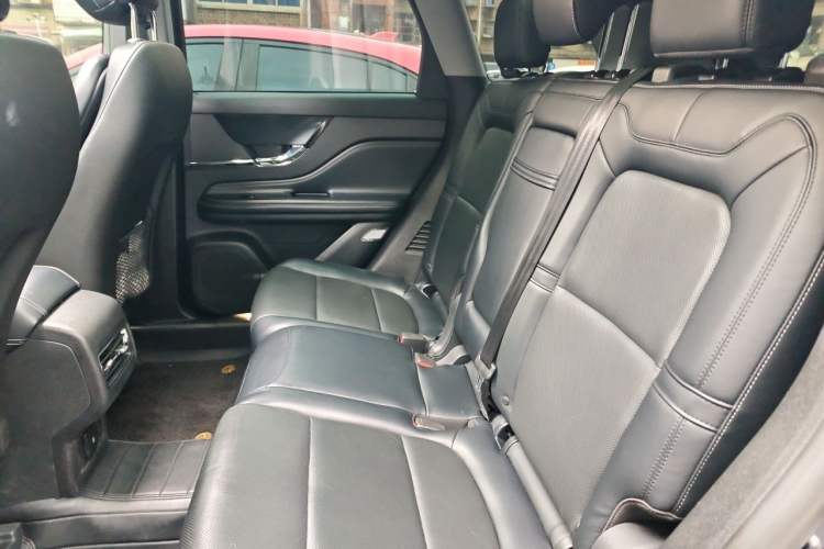 Used Lincoln Corsair 2022 2.0T Two-Wheel Drive Luxury Edition Left Rear Seat
