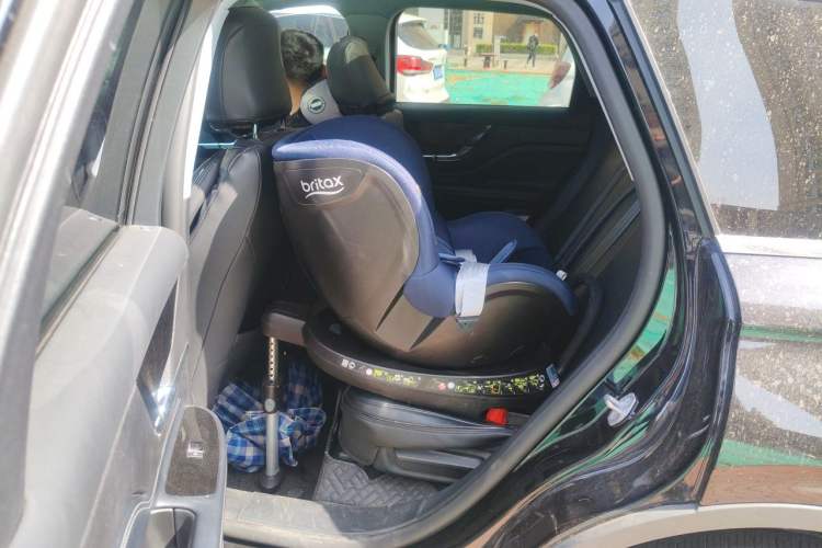 Used Lincoln Corsair 2022 2.0T Two-Wheel Drive Deluxe Edition Left Rear Seat