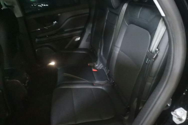 Used Lincoln Corsair 2022 2.0T Two-Wheel Drive Deluxe Edition Left Rear Seat