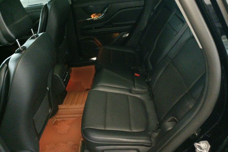 Used Lincoln Corsair 2022 2.0T Two-Wheel Drive Deluxe Edition Left Rear Seat