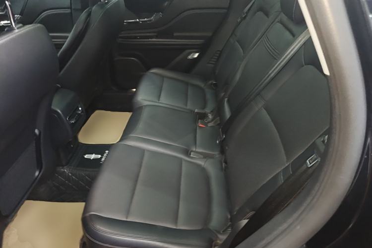 Used Lincoln Corsair 2022 2.0T Two-Wheel Drive Deluxe Edition Left Rear Seat