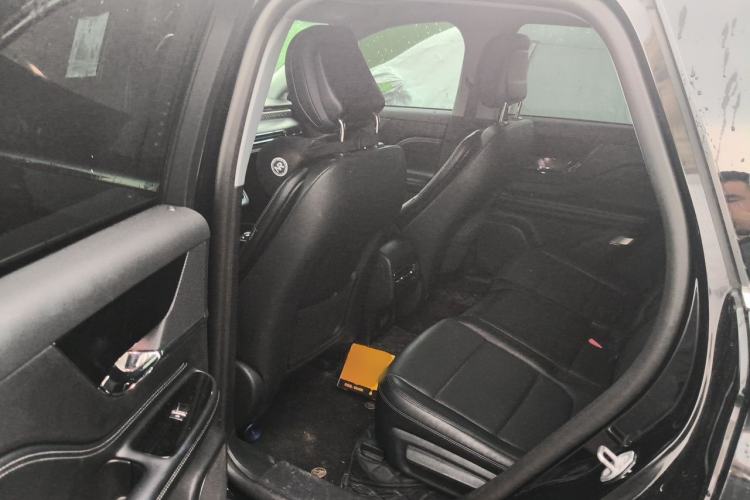 Used Lincoln Corsair 2022 2.0T Two-Wheel Drive Luxury Edition Left Rear Seat