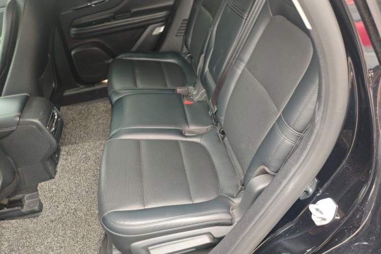 Used Lincoln Corsair 2022 2.0T Two-Wheel Drive Deluxe Edition Left Rear Seat