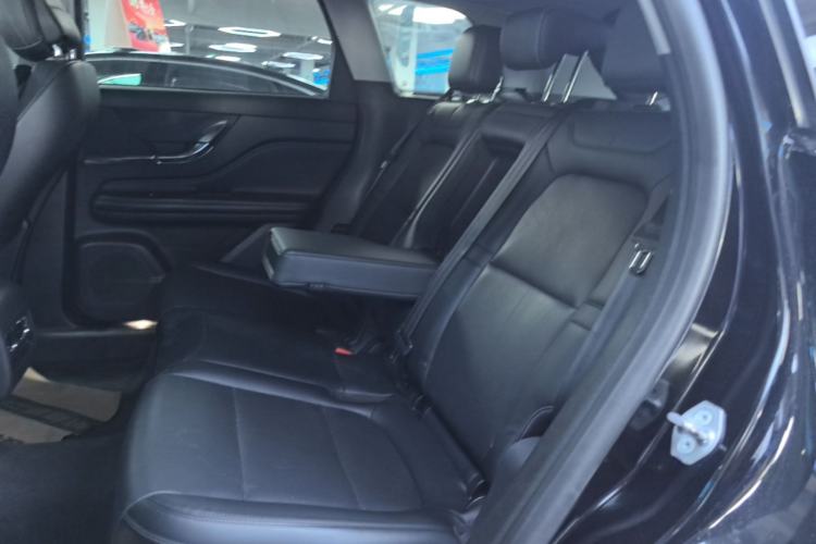 Used Lincoln Corsair 2022 2.0T Two-Wheel Drive Deluxe Edition Left Rear Seat