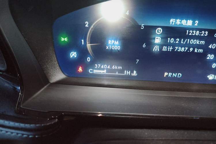 Used Lincoln Corsair 2022 2.0T Two-Wheel Drive Deluxe Edition Odometer Close Up