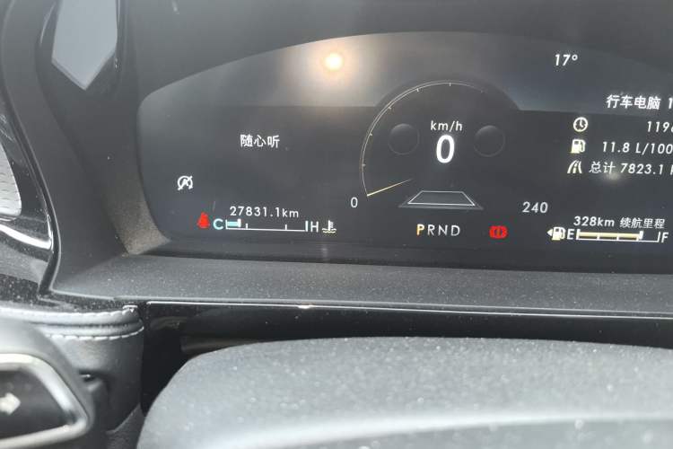 Used Lincoln Corsair 2022 2.0T Two-Wheel Drive Luxury Edition Odometer Close Up