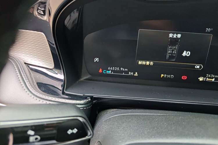 Used Lincoln Corsair 2022 2.0T Two-Wheel Drive Deluxe Edition Odometer Close Up