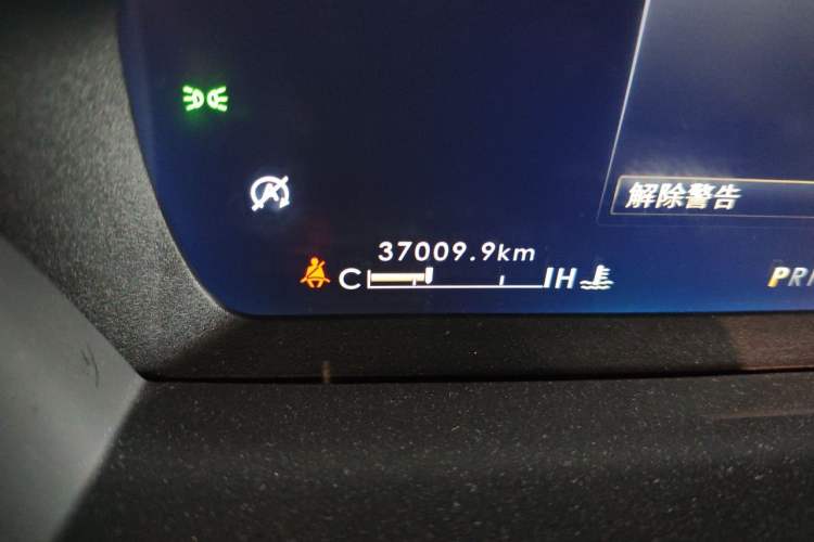 Used Lincoln Corsair 2022 2.0T Two-Wheel Drive Deluxe Edition Odometer Close Up
