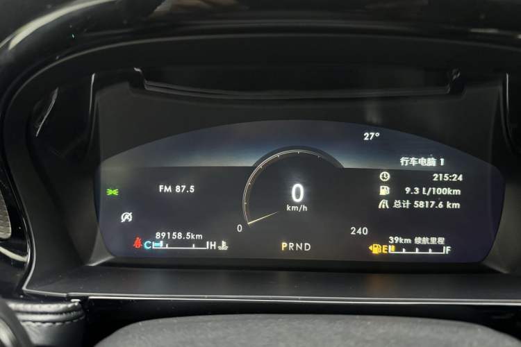 Used Lincoln Corsair 2022 2.0T Two-Wheel Drive Deluxe Edition Odometer Close Up