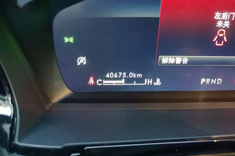 Used Lincoln Corsair 2022 2.0T Two-Wheel Drive Deluxe Edition Odometer Close Up