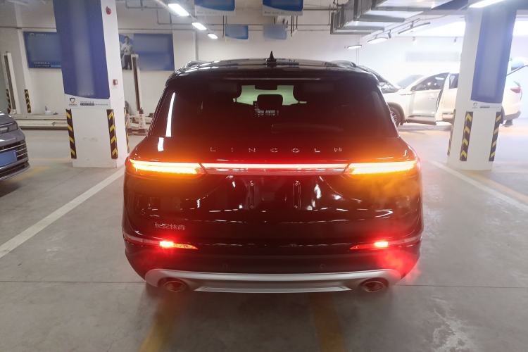 Used Lincoln Corsair 2022 Revised Version 2.0T Two-Wheel Drive Premium Edition Rear
