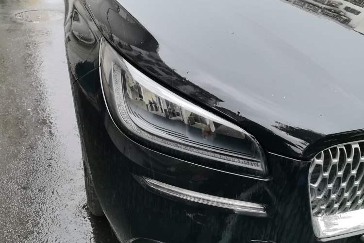 Used Lincoln Corsair 2022 2.0T Two-Wheel Drive Deluxe Edition Right Front Headlight