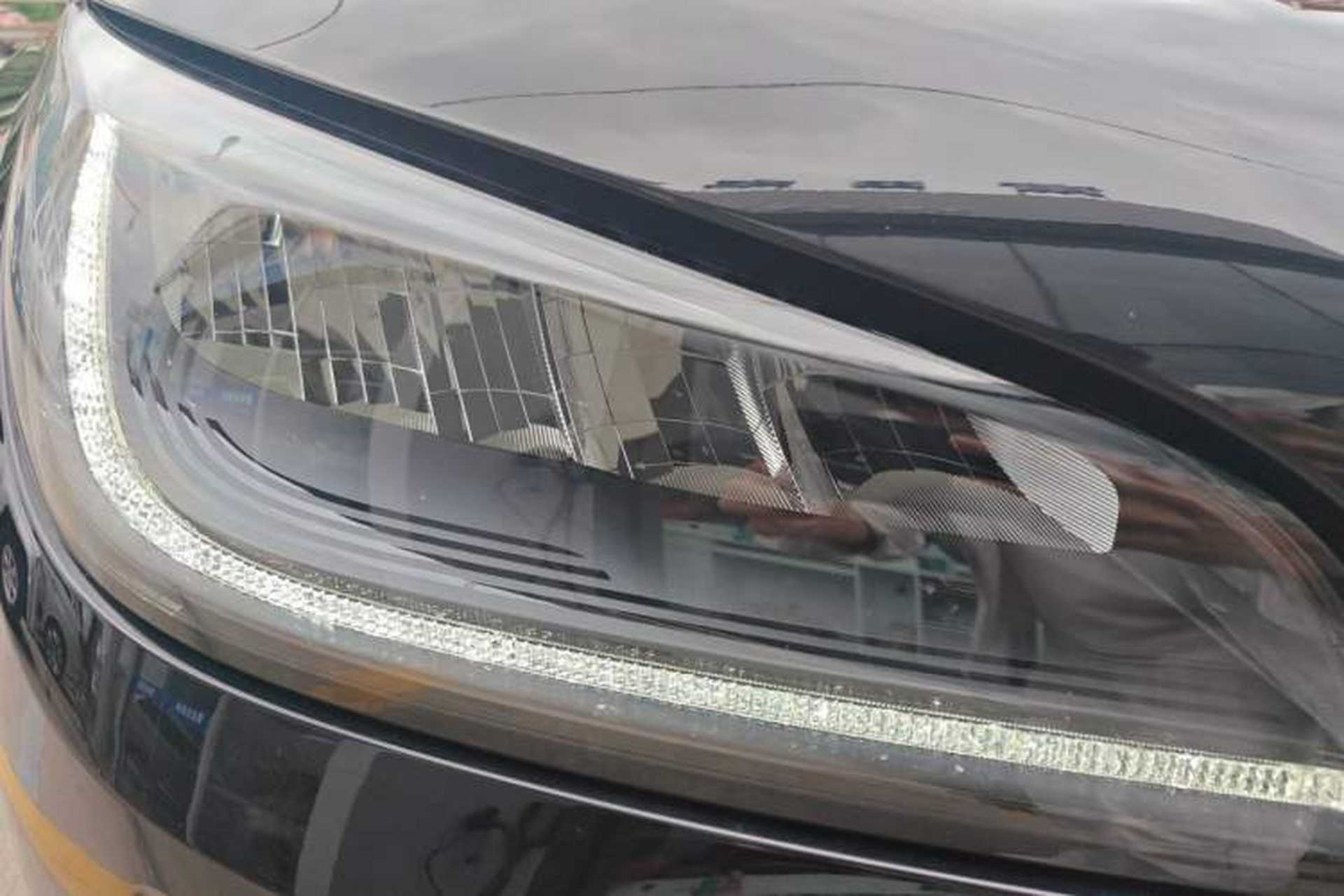 Used Lincoln Corsair 2022 2.0T Two-Wheel Drive Deluxe Edition Right Front Headlight