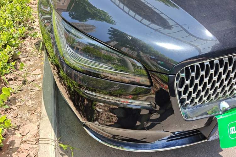 Used Lincoln Corsair 2022 Revised Version 2.0T Two-Wheel Drive Luxury Edition Right Front Headlight