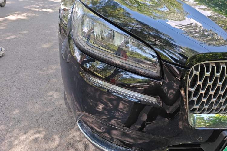 Used Lincoln Corsair 2022 2.0T Two-Wheel Drive Luxury Edition Right Front Headlight