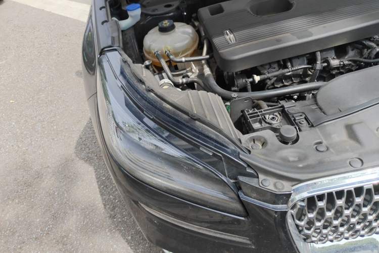 Used Lincoln Corsair 2022 Revised Version 2.0T Two-Wheel Drive Premium Edition Right Front Headlight