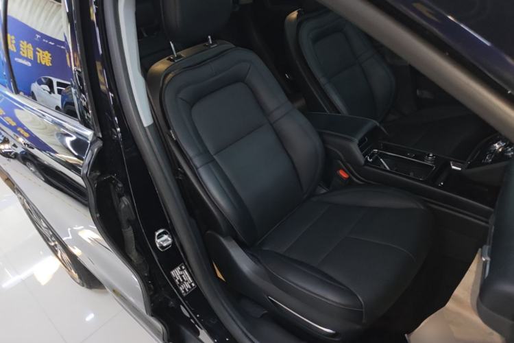 Used Lincoln Corsair 2022 2.0T Two-Wheel Drive Deluxe Edition Right Front Seat