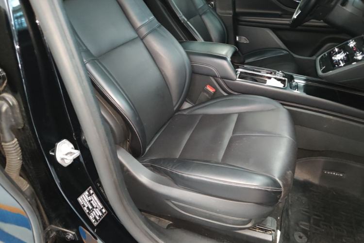 Used Lincoln Corsair 2022 2.0T Two-Wheel Drive Deluxe Edition Right Front Seat