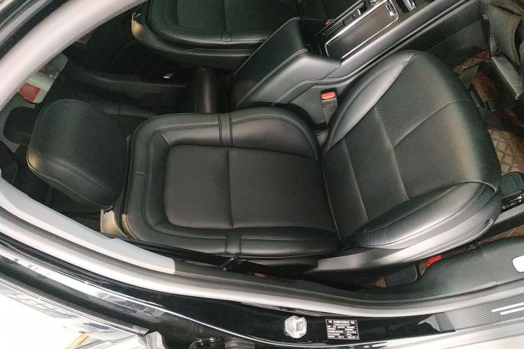Used Lincoln Corsair 2022 Revised Version 2.0T Two-Wheel Drive Premium Edition Right Front Seat