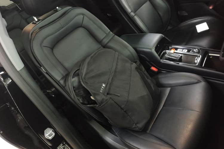Used Lincoln Corsair 2022 2.0T Two-Wheel Drive Deluxe Edition Right Front Seat