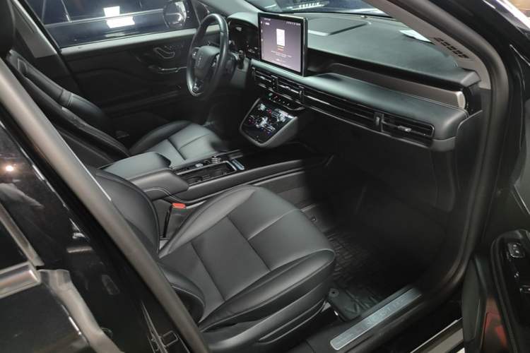 Used Lincoln Corsair 2022 2.0T Two-Wheel Drive Deluxe Edition Right Front Seat