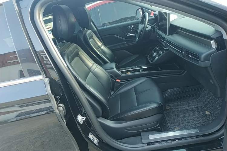 Used Lincoln Corsair 2022 2.0T Two-Wheel Drive Deluxe Edition Right Front Seat