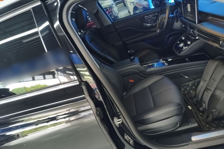 Used Lincoln Corsair 2022 2.0T Two-Wheel Drive Deluxe Edition Right Front Seat