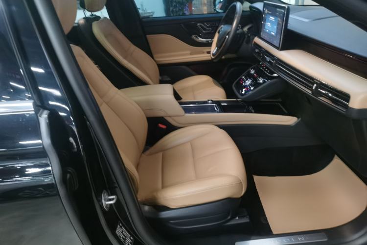 Used Lincoln Corsair 2022 Revised Version 2.0T Two-Wheel Drive Luxury Edition Right Front Seat