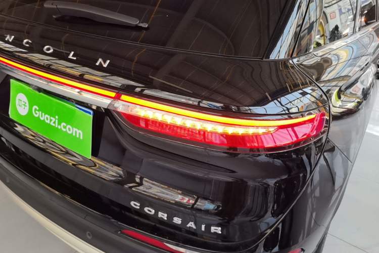 Used Lincoln Corsair 2022 Revised Version 2.0T Two-Wheel Drive Premium Edition Right Rear Taillight