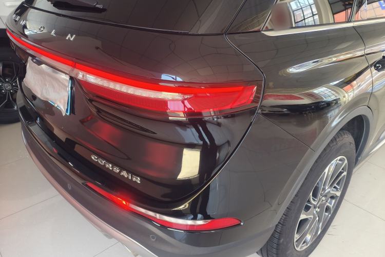 Used Lincoln Corsair 2022 2.0T Two-Wheel Drive Deluxe Edition Right Rear Taillight