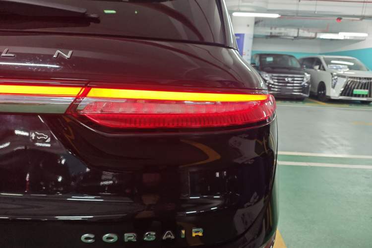 Used Lincoln Corsair 2022 2.0T Two-Wheel Drive Luxury Edition Right Rear Taillight