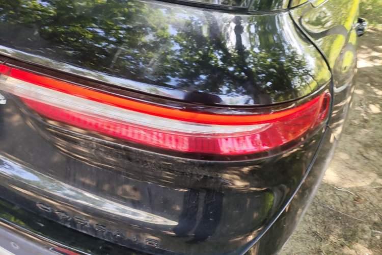 Used Lincoln Corsair 2022 2.0T Two-Wheel Drive Luxury Edition Right Rear Taillight