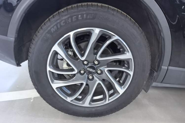 Used Lincoln Corsair 2022 2.0T Two-Wheel Drive Deluxe Edition Right Rear Wheel Hub