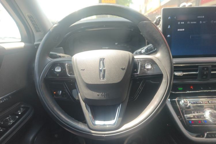 Used Lincoln Corsair 2022 2.0T Two-Wheel Drive Deluxe Edition Steering Wheel