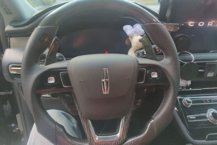 Used Lincoln Corsair 2022 Revised Version 2.0T Two-Wheel Drive Premium Edition Steering Wheel