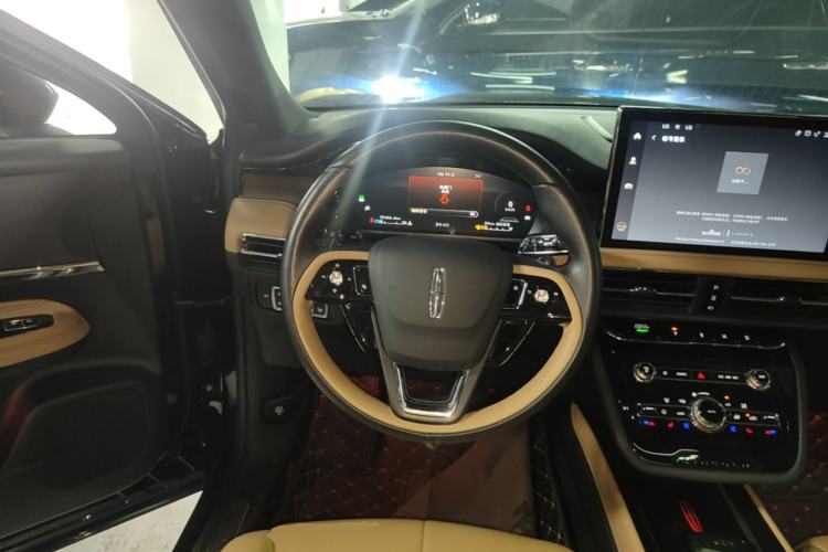 Used Lincoln Corsair 2022 2.0T Two-Wheel Drive Luxury Edition Steering Wheel