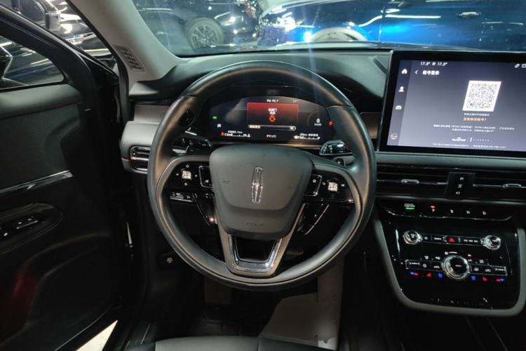 Used Lincoln Corsair 2022 2.0T Two-Wheel Drive Deluxe Edition Steering Wheel
