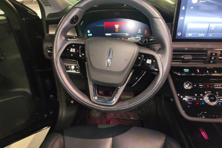 Used Lincoln Corsair 2022 2.0T Two-Wheel Drive Luxury Edition Steering Wheel