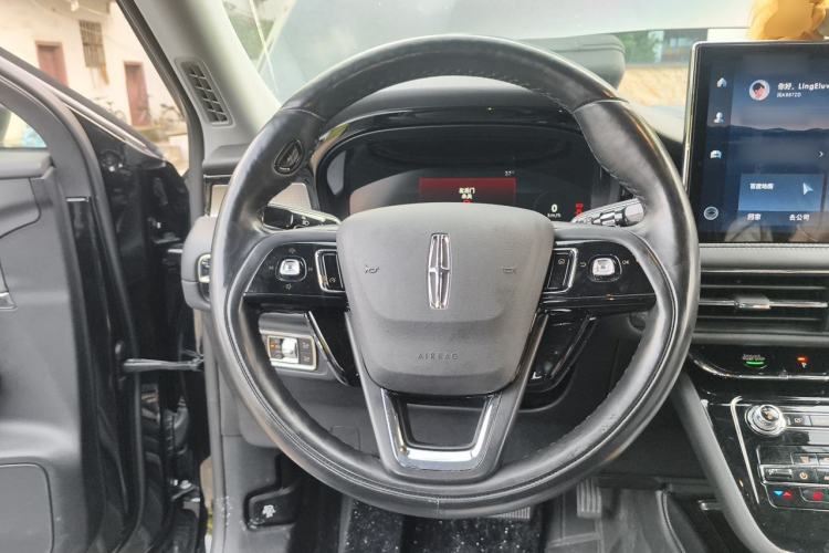 Used Lincoln Corsair 2022 2.0T Two-Wheel Drive Deluxe Edition Steering Wheel
